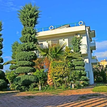 A-Vila Golem  Buitenkant foto