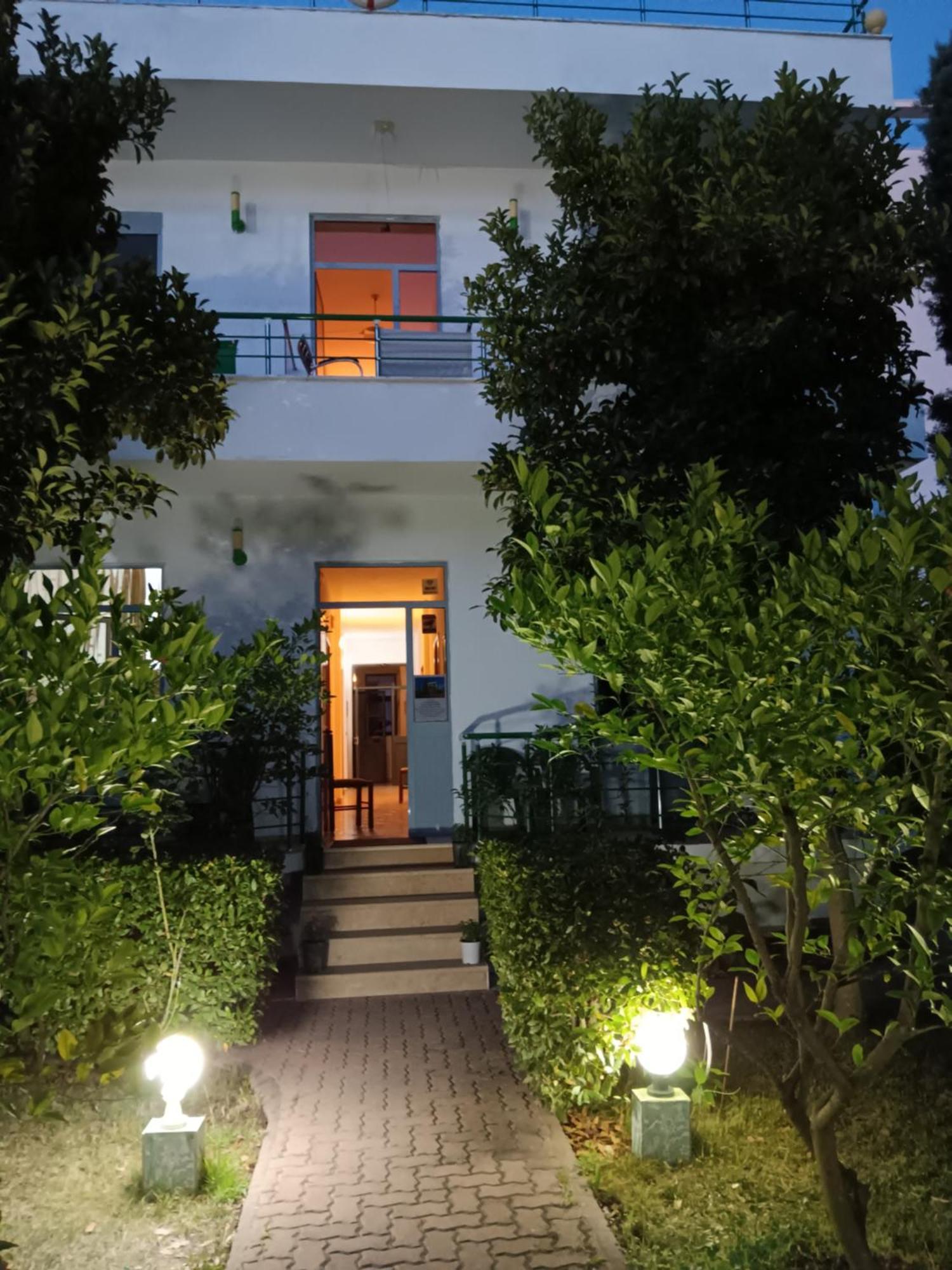 A-Vila Golem  Buitenkant foto